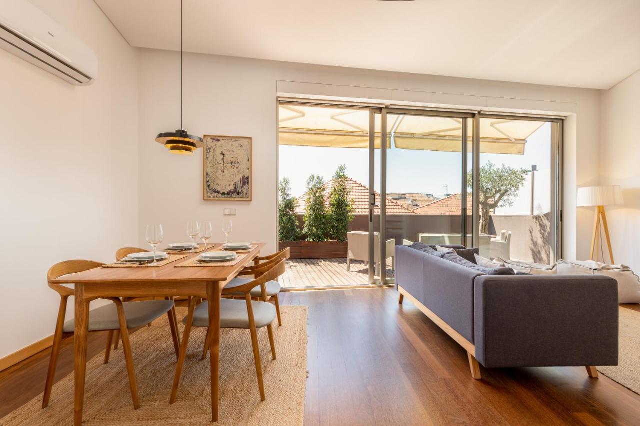 Sunny Loft In Downtown Porto With Private Parking Lejlighed Eksteriør billede